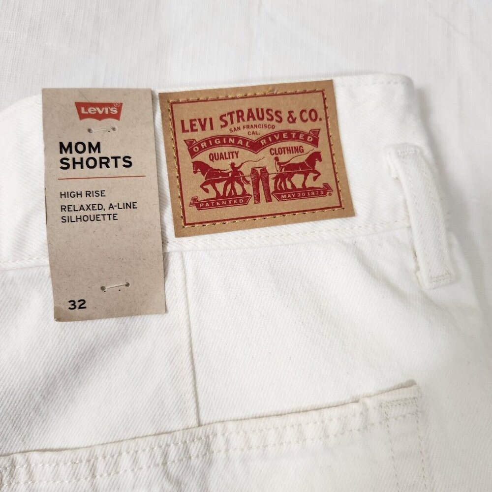 Womens Levi’s Mom Cotton Shorts Size 32 White High Rise A-Line Relaxed (CJ8) - Picture 6 of 12